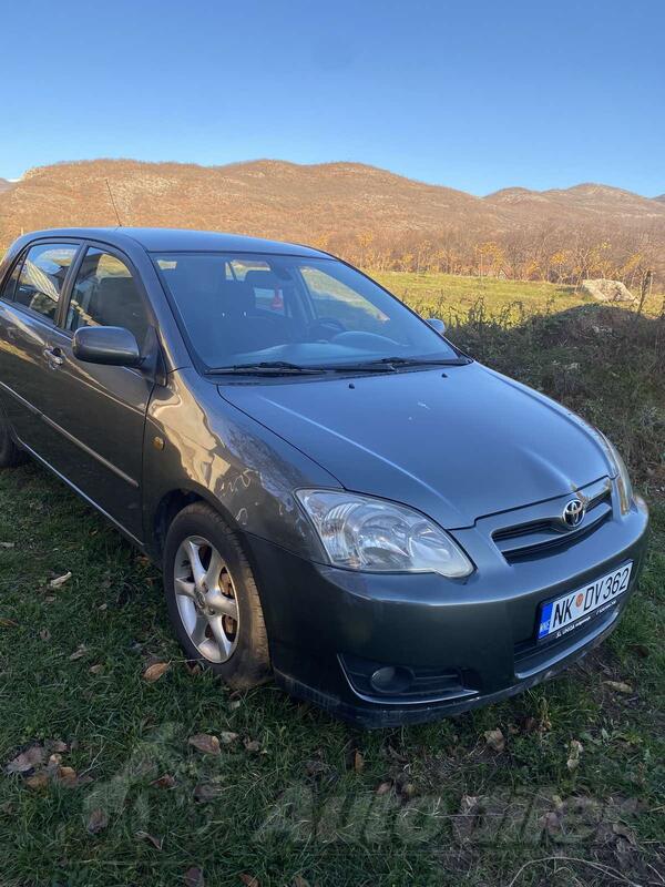 Toyota - Corolla - 1.6 benz