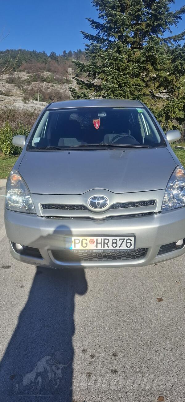 Toyota - Corolla Verso - 2.2d-4d