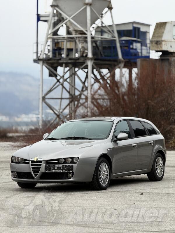 Alfa Romeo - 159 - 1.9 JTDm