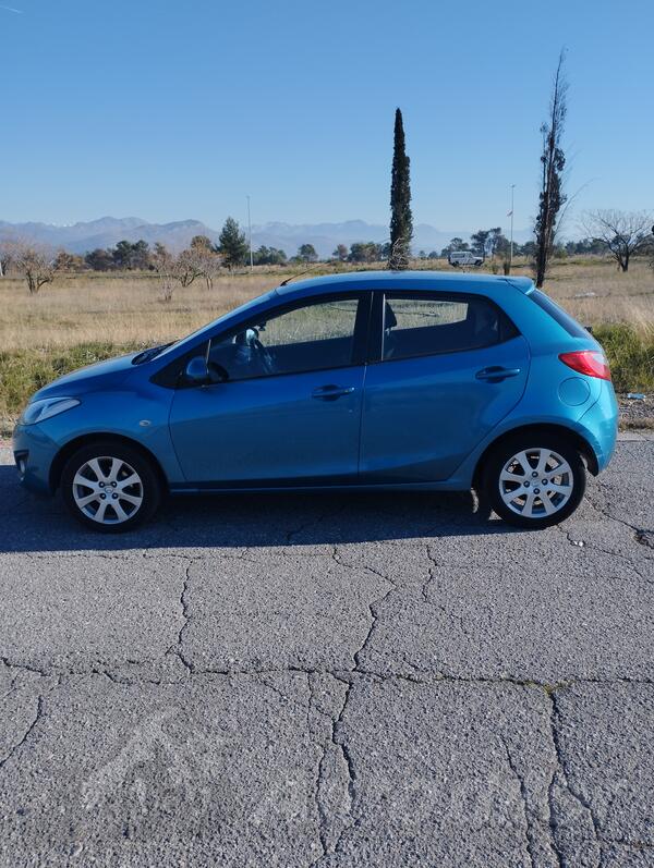 Mazda - 2