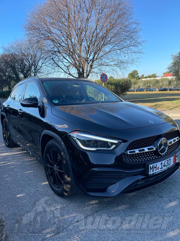 Mercedes Benz - GLA 220 - 2.0