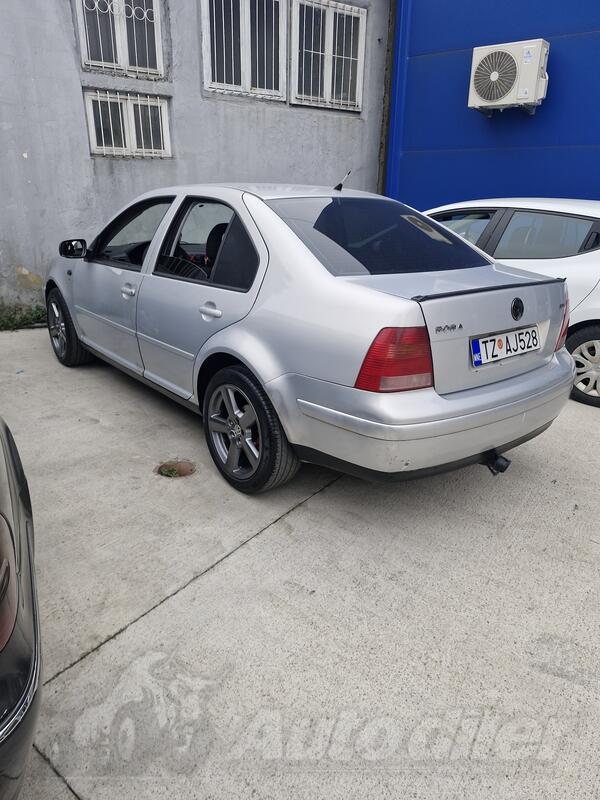 Volkswagen - Bora - 1.9 tdi