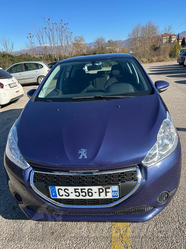 Peugeot - 208 - 1.6 e-hdi