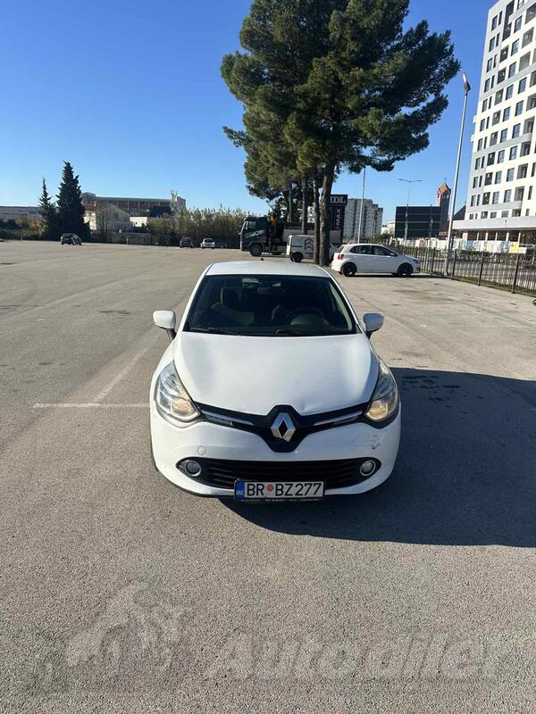 Renault - Clio - 1.5 DCI