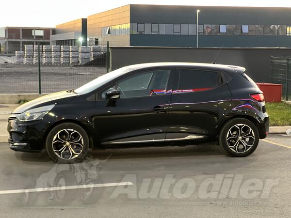 Renault - Clio - 1.5 DCI