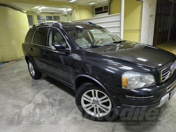 Volvo - XC 90 - 2.4 D5 AWD