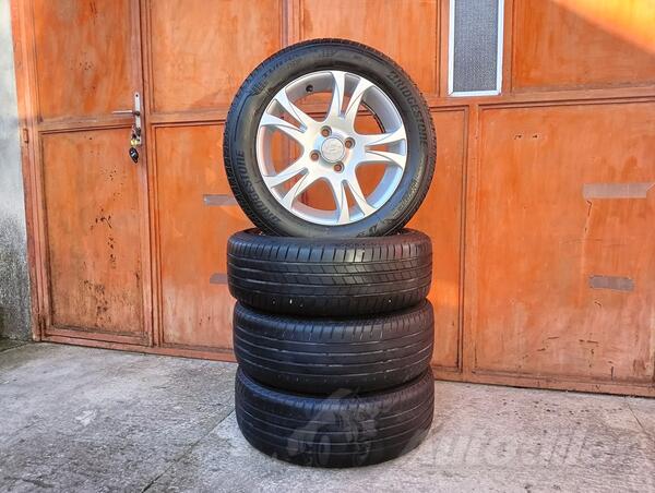 Fabričke felne i Brigestone Turanza gume