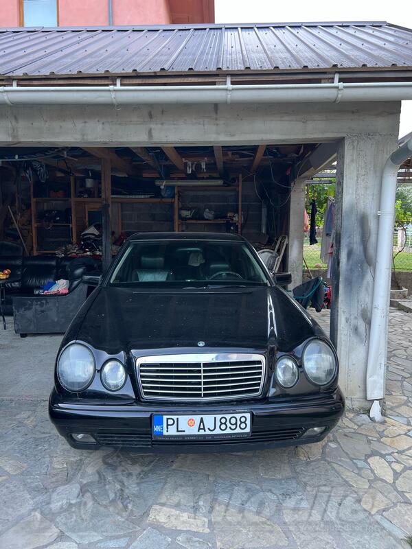 Mercedes Benz - E 200 - cdi