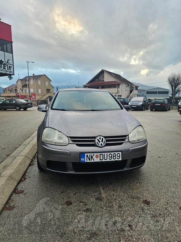 Volkswagen - Golf 5 - 1.9