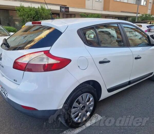 Renault - Megane
