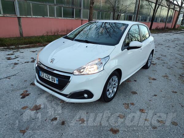 Peugeot - 208 - 1.6 HDI