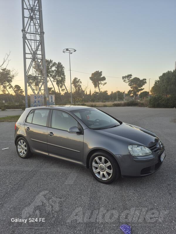 Volkswagen - Golf 5 - 1.9