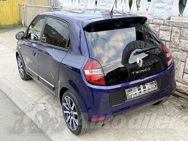 Renault - Twingo - 1.0b