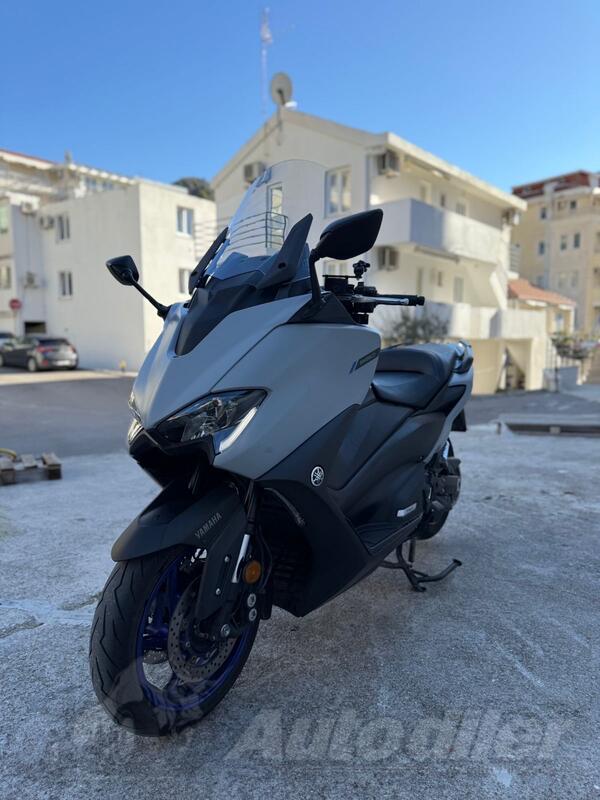 Yamaha - T-max 560