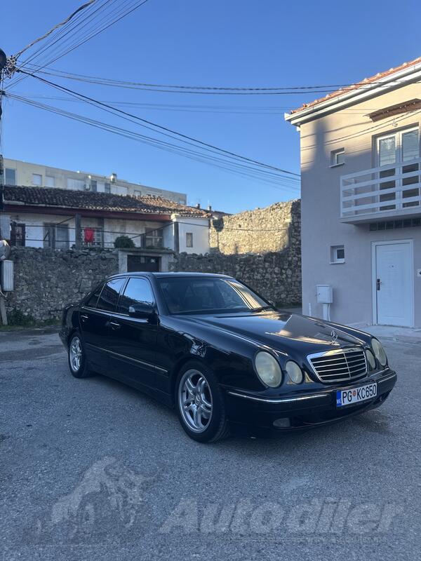 Mercedes Benz - E 270 - CDI