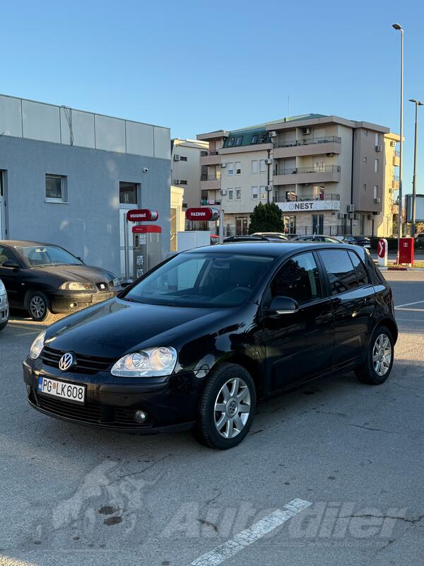 Volkswagen - Golf 5 - 1.9 TDI