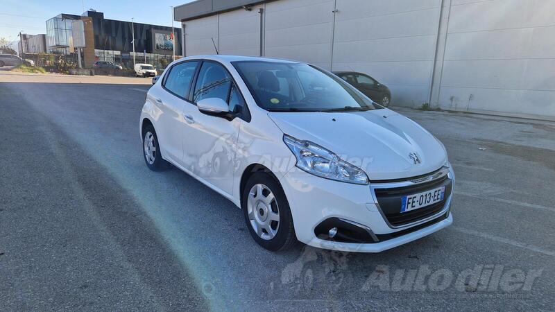Peugeot - 208 - 1.5 HDI