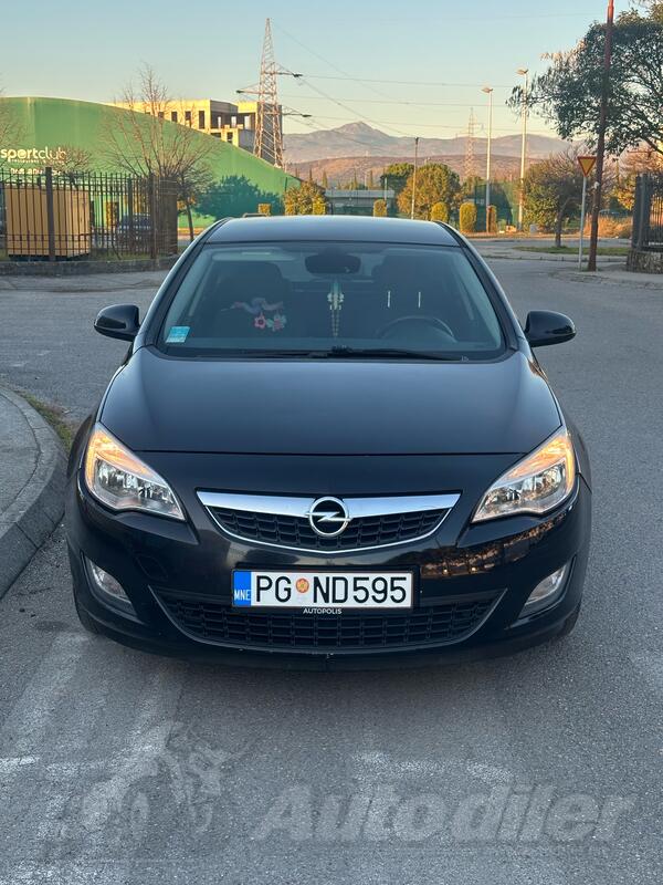 Opel - Astra - 1.3 cdti 70kw