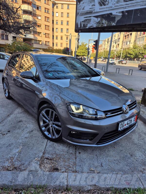 Volkswagen - Golf 7 - 2.0 TDI R-Line