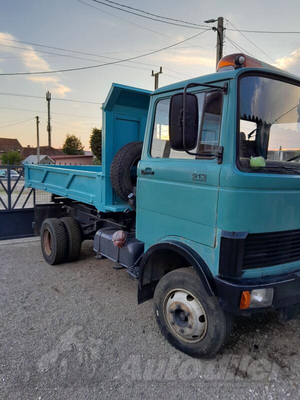 Mercedes Benz - mercedes