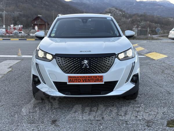 Peugeot - 2008 - 1.5HDI ALLURE