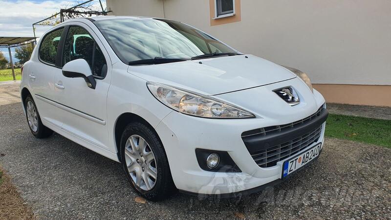 Peugeot - 207 - 1.4 HDI