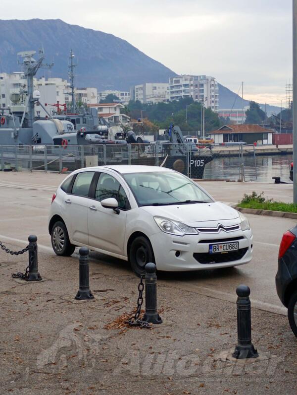 Rent-A-Car - Transferi i transport