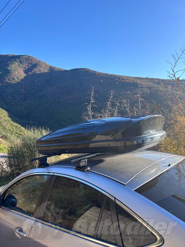 Dachträger und Dachboxen