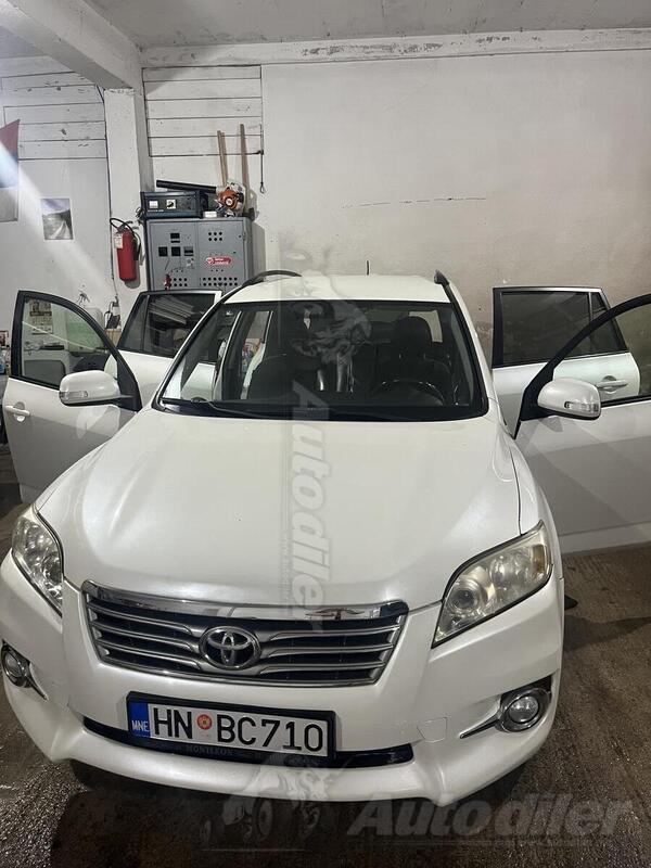 Toyota - RAV 4 - 2.2 4-D4