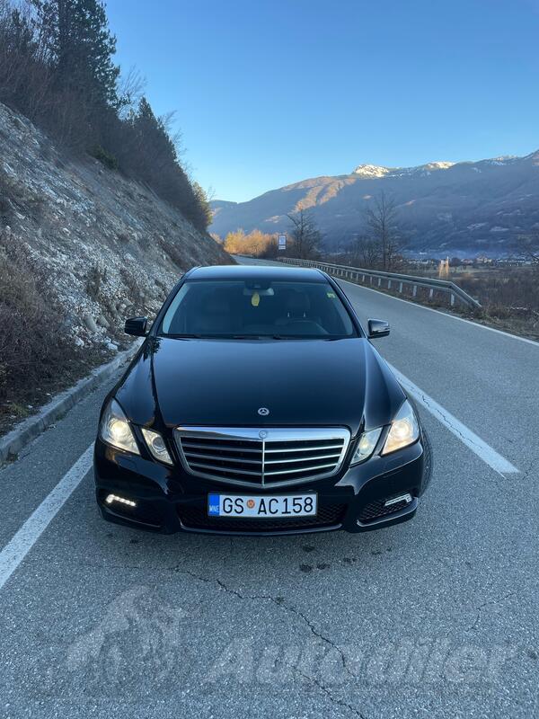 Mercedes Benz - E 200 - 2.0 CDI