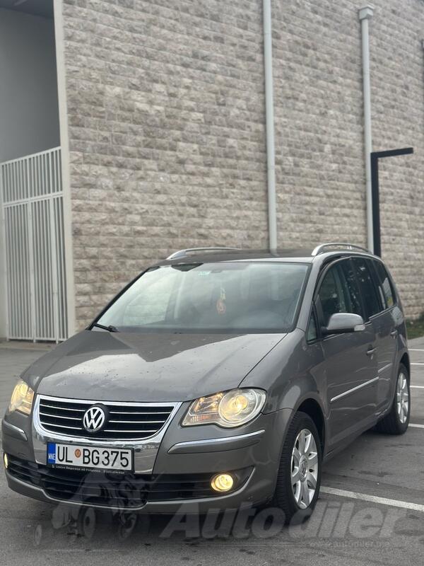 Volkswagen - Touran - 2.0 TDI