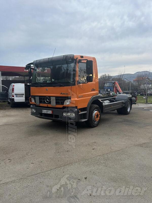 Mercedes Benz - 1524 šasija