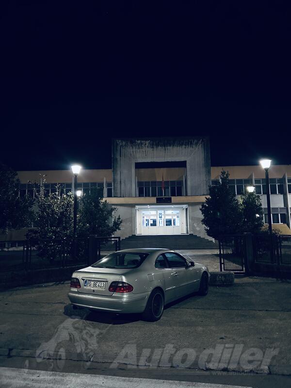 Mercedes Benz - CLK 200 - clk200