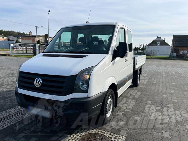 Volkswagen - Crafter Doka kamion s ravnom platformom < 3.5t / GRI-0271
