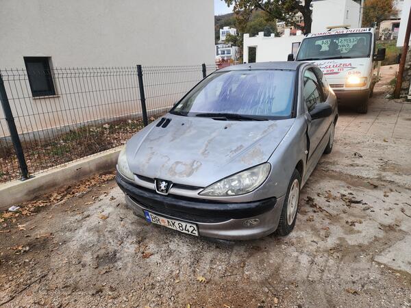 Peugeot - 206 - 1.4.i