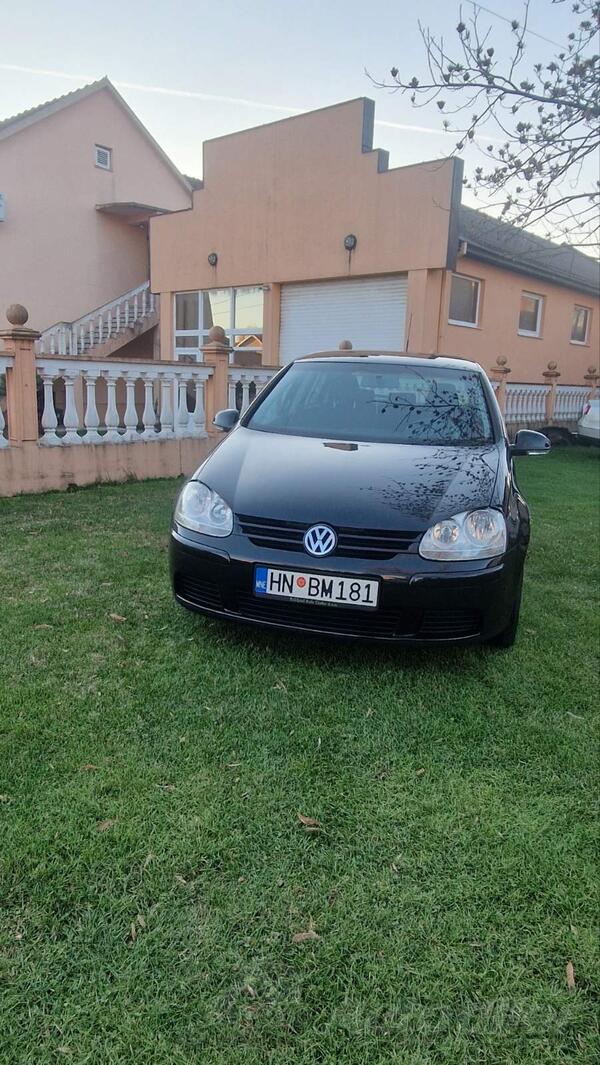 Volkswagen - Golf 5 - 1.9 tdi