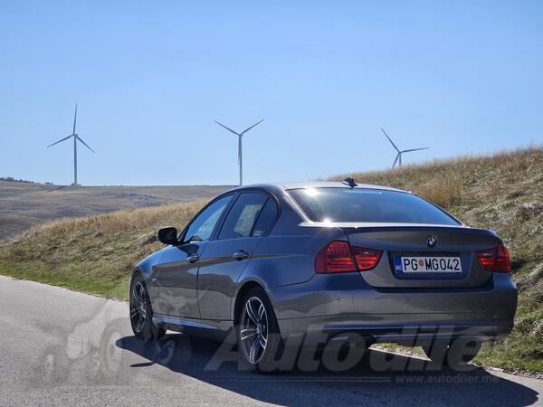BMW - 318 - 318D