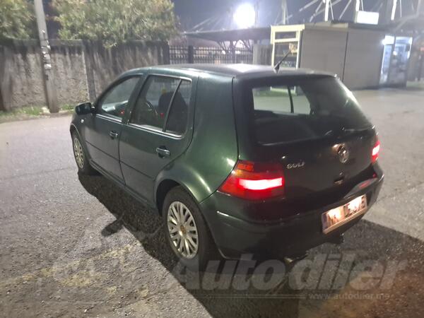 Volkswagen - Golf 4 - 2000