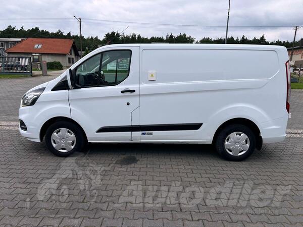Ford - Transit Custom minibus hladnjača / GRI-0288
