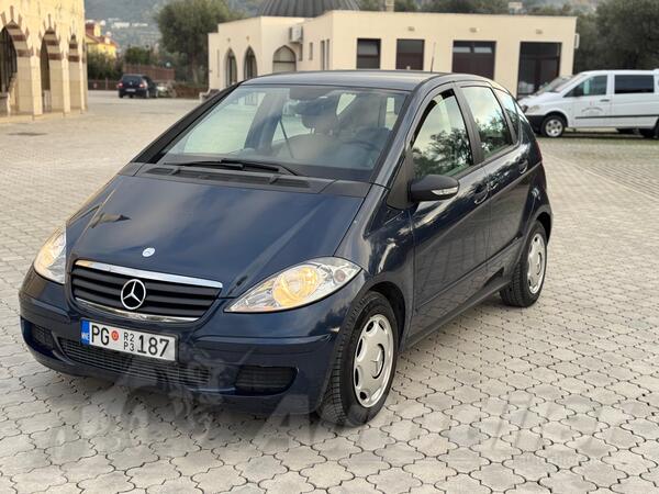 Mercedes Benz - A 180