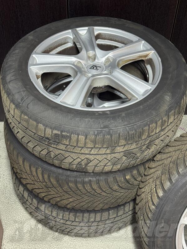 Fabričke felne i hankook17 gume