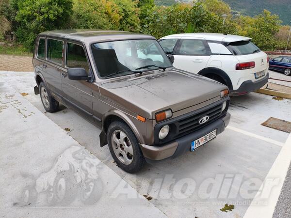 Lada - Niva - urban