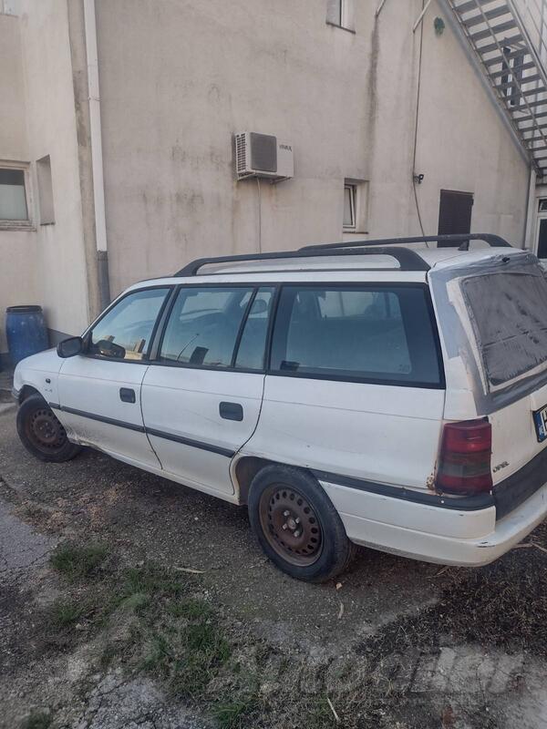 Opel - Astra - 1.7
