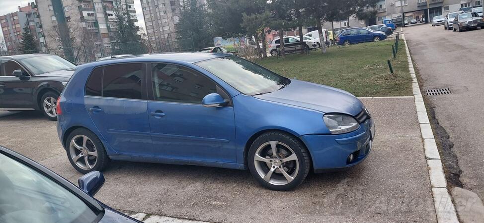 Volkswagen - Golf 5 - 2.0 SDI