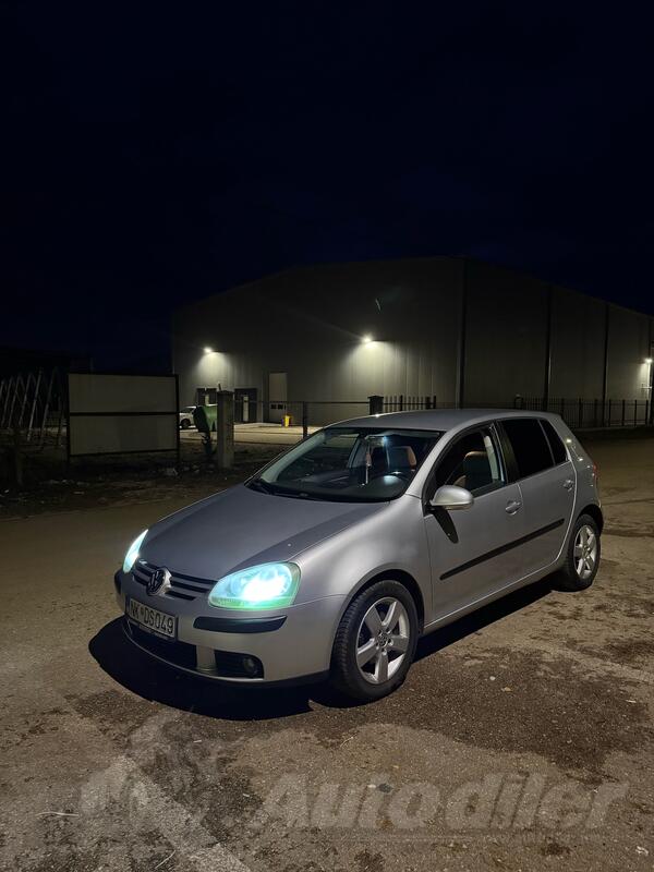 Volkswagen - Golf 5 - 1.9 TDI