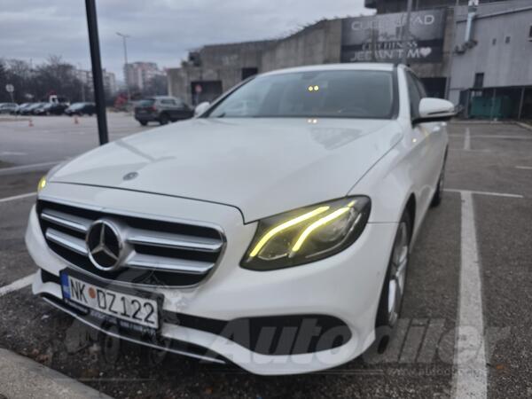 Mercedes Benz - E 200 - E 200 D