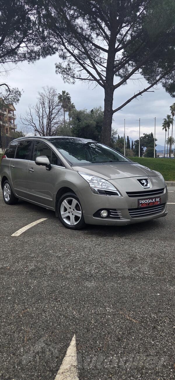 Peugeot - 5008 - 1.6hdi