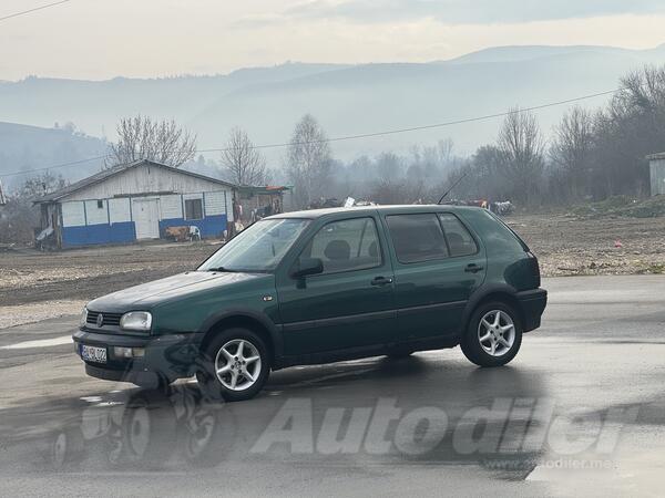 Volkswagen - Golf 3 - 1,4