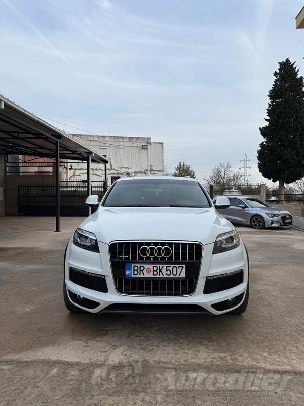 Audi - Q7 - s line