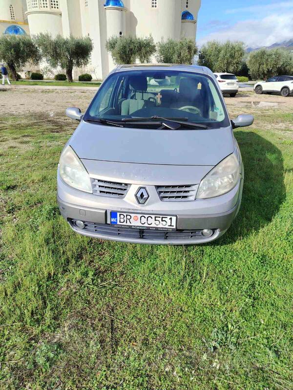 Renault - Scenic